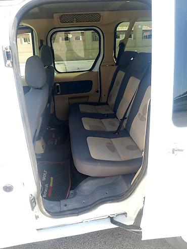 turbo az ford transit 8 1: Ford Tourneo Connect: 1.8 l | 2007 il 25555 km Van/Minivan — 4