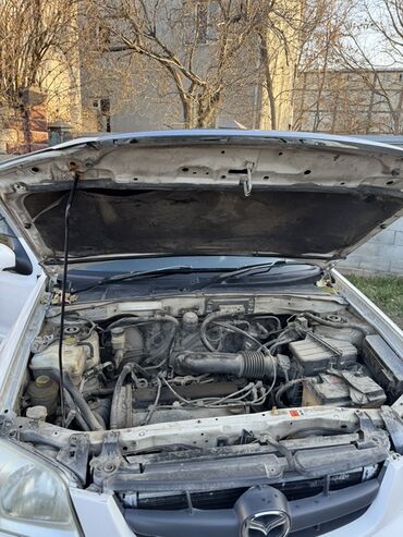 Mazda: Mazda Tribute: 2003 г., 2 л, Автомат, Бензин, Кроссовер — 14