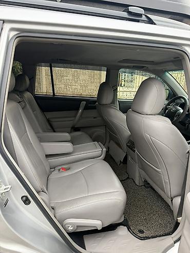 Toyota: Toyota Highlander: 2012 г., 3.5 л, Автомат, Бензин, Кроссовер — 7