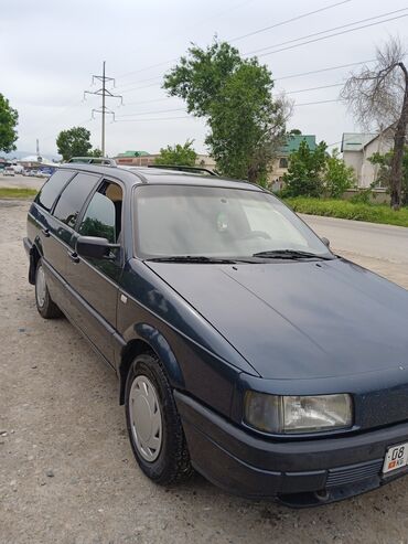 пассат 1991: Volkswagen Passat: 1991 г., 2 л, Механика, Бензин, Универсал