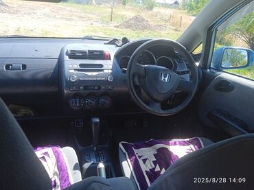 цеп на авто: Honda Fit: 2002 г., 1.3 л, Вариатор, Бензин, Хетчбек