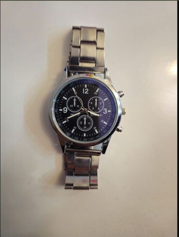 купить часы orient: Yeni saatdır, heç istifadə olunmayıb. Tam işləkdir və problemsiz