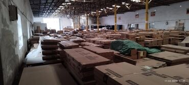 Sex, zavod və fabriklər: İcarəyə verilir: geniş istehsalat/anki depo sahəsi - Geniş giriş — 7