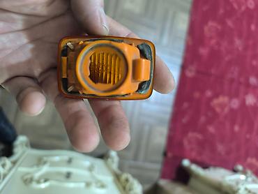 Другая автоэлектроника: Продаю галогенные лампы для авто. Цены от 100 сомов и выше. Звоните — 9