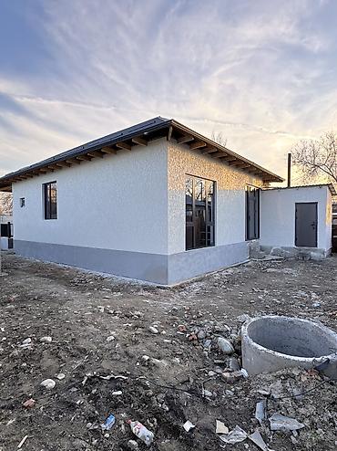 с хранения: ✨Продаётся дом в г. Шопоков✨ 🏡Характеристики: • — 3