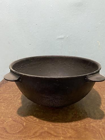 Наборы посуды: Чугунный казан Описание: - Чугунный казан полусферической формы с — 1