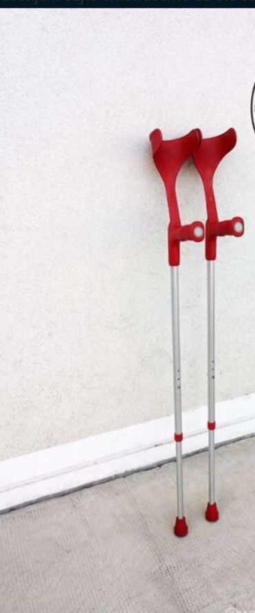 stolica za wc za invalide: Podlakatne štake aluminijumske crvene