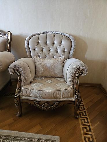 klassik divan: Klassik üslubda 3 hissəli dəst: 1 divan + 2 kreslo - Üslub — 2