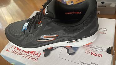 Мужская обувь: Skechers GOrun 7 kişi qaçış krosovkası - Rəng: qara/boz, narıncı — 3