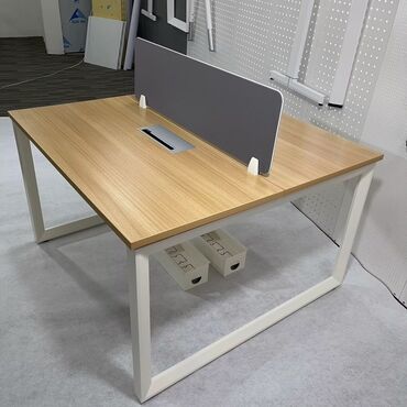 компьютерный стол: İki nəfərlik ofis iş masası - Dizayn: minimal və müasir. Açıq palıd