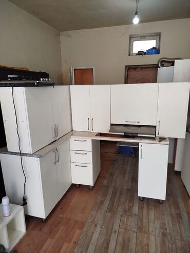 matraslar ve qiymetleri: Metbex mebeli satilir olcu 1.90 nin 1.90 na yeni texmini umumi 4 metre