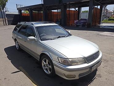 Транспорт: Toyota Qualis: 2001 г., 2.5 л, Автомат, Бензин, Универсал — 1