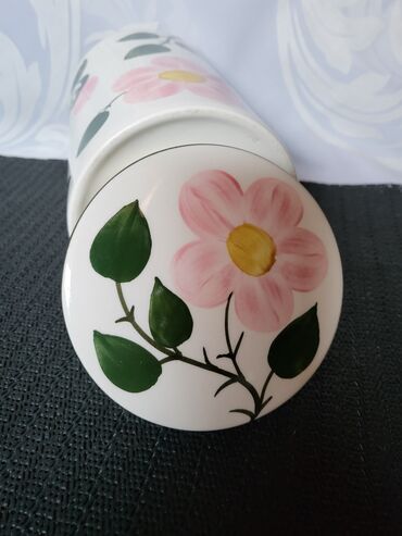 Ostalo posuđe: Bombonijera nova,vintaz Villeroy & Boch.Nemacka. Bombonijera ili na lalafo.rs — 9 Ostalo posuđe: Bombonijera nova,vintaz Villeroy & Boch.Nemacka. Bombonijera ili — 9