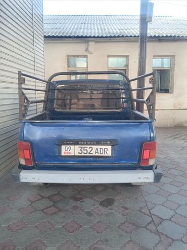 ВАЗ (ЛАДА): ВАЗ (ЛАДА) 4x4 Нива: 2006 г., 1.7 л, Механика, Бензин, Внедорожник