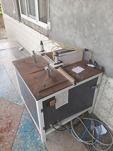 kəsim aparatı: Alüminium/PVC profil üçün pnevmatik künc kəsim dəzgahı - Profil və — 2