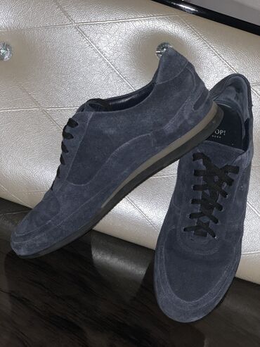 Tuflilər: Tuflilər, Carlo Pazolini, Ölçü: 43, rəng - Göy, İşlənmiş -da lalafo.az — 8 Tuflilər: Tuflilər, Carlo Pazolini, Ölçü: 43, rəng - Göy, İşlənmiş — 8