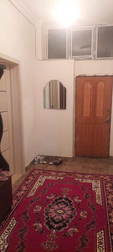 Həyət evləri və villaların satışı: 8-ci kilometr 5 otaqlı, 100 kv. m, Kredit var, Orta təmir — 9