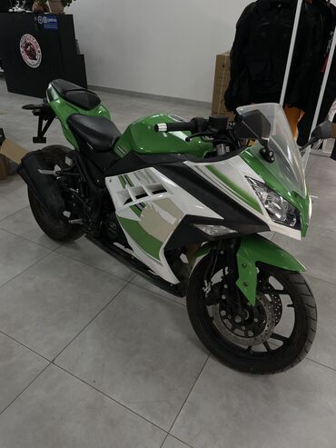 магазин мотоциклов бишкек: Спортбайк Kawasaki, 250 куб. см, Бензин, Взрослый, Б/у