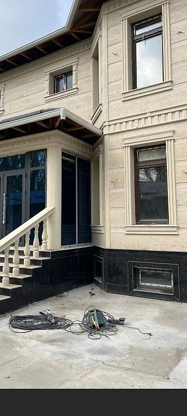 Лестницы из гранита, мрамора: Лестница из гранита, мрамора Для дома, Форма лестницы: Прямая, Стиль: Классический — 30