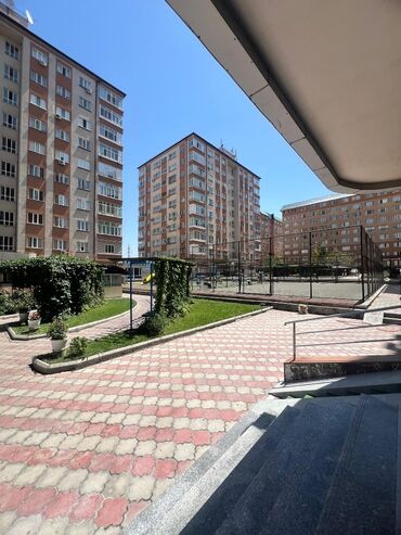 квартира джал мкр: 4 бөлмө, 140 кв. м, Элитка, 4 кабат, Дизайнердик ремонт