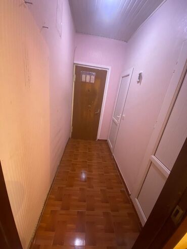 Uzunmüddətli kirayə mənzillər: Nəsimi rayonu, 3-cü mikrorayon, “Əcəmi” metro stansiyasına yaxın — 2