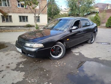 mazda 626 кронос: Mazda 626: 1993 г., 2 л, Механика, Бензин, Хэтчбэк