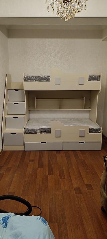 İkimərtəbəli uşaq çarpayıları: Oğlan və qız üçün, Yeni, Çarpayı, Matras ilə, Siyirməli, Laminat — 5