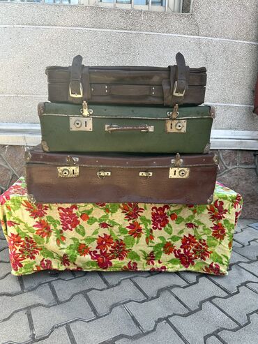 дверь бу: Чемоданы раритет