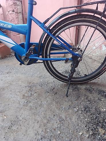 Uşaq velosipedləri: Qəşəng velosiped satılır.20 likdir 60 azn dir.Təcili — 1