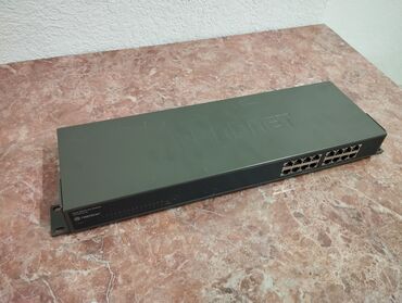 коммутаторы gigabit ethernet 101001000 мбитс: Продаю 16 портовый неуправляемый коммутатор со Штатов, Trendnet