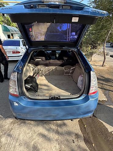 prius r17: Toyota Prius (2-ci nəsil) – mavi rəng, hibrid hatchback — 1