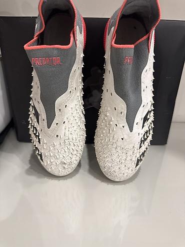 Футбольные бутсы adidas Predator (без шнурков) - Версия с