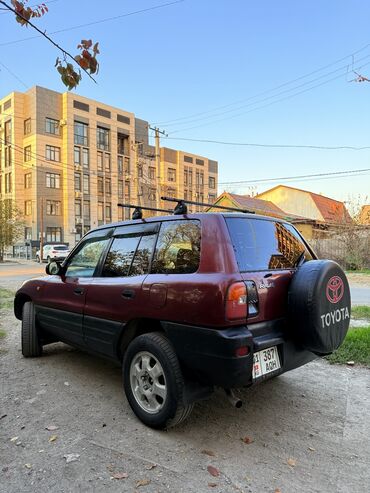 Toyota: Toyota RAV4: 1996 г., 2 л, Автомат, Бензин, Кроссовер — 4