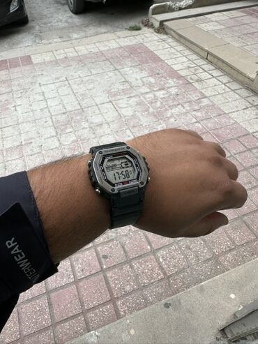 Qol saatları: İşlənmiş, Qol saatı, Casio, rəng - Qara