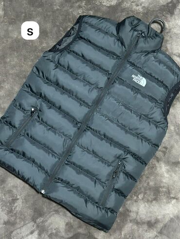 Prsluci: Prsluci velicine su na slikama 2500 dinara — 2