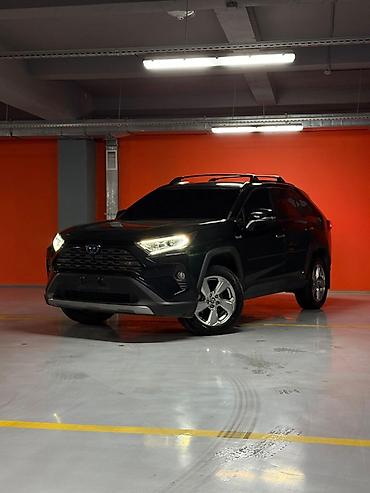 Toyota: Toyota RAV4: 2020 г., Гибрид, Кроссовер — 1