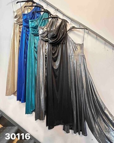 crne haljine: Massimo Dutti Večernji, maturski, Drugi tip rukava