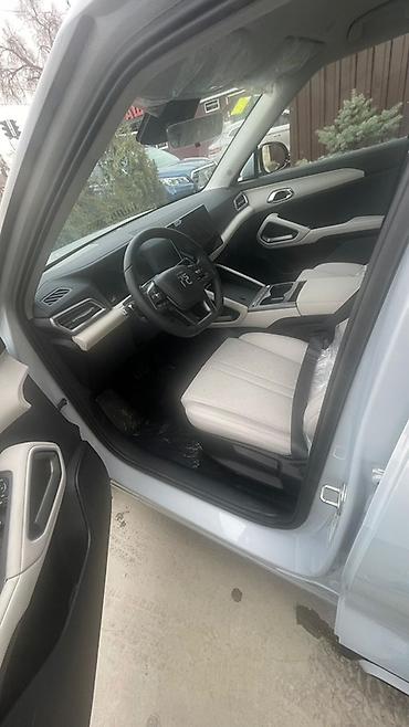 BYD: BYD Yuan Up: 2025 г., Электромобиль, Кроссовер — 15