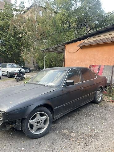 е34 540: BMW 5 series: 1992 г., Механика, Седан — 3