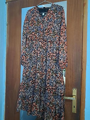 Kompleti: Ženska odeća – set elegantnih komada 1) Duga crna haljina - Model — 39