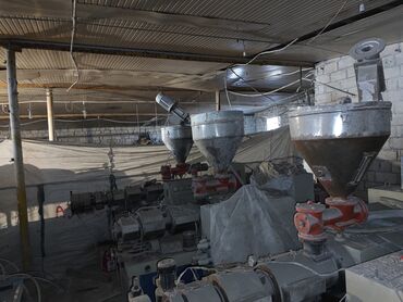 Digər istehsal avadanlığı: Plastik pencere profil xettinsatilir, tam işlek veziyyetdedir cox az — 10