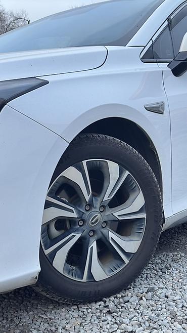 BYD: BYD : 2021 г., Электромобиль, Седан — 5