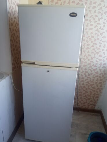 холодильник в рассрочку без банка: Холодильник Daewoo, Б/у, Двухкамерный, 55 * 150 * 55