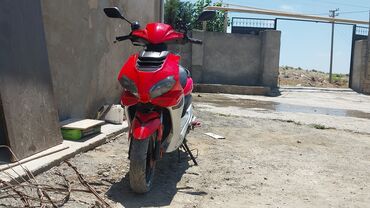motosiklet güzgü: Mopedlər,skuterlər