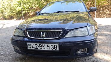 Honda: Honda Accord: 1.9 l | 2000 il Hetçbek