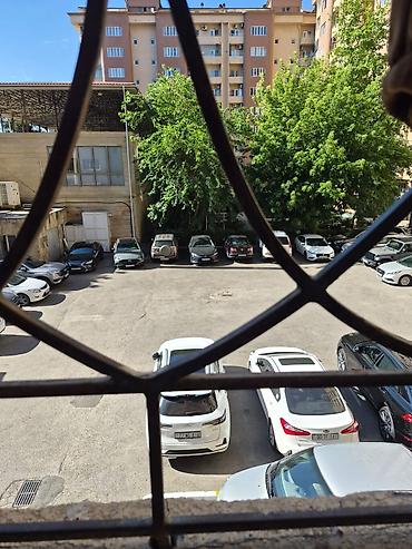 Uzunmüddətli kirayə mənzillər: Yasamal ray Z. Xəlilov küç Megacity binası 3 otaq 134 kvm. 2 sanitar — 1