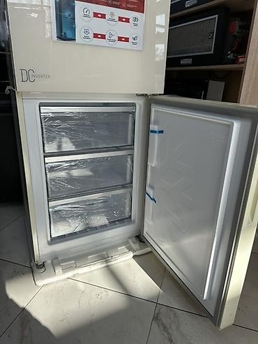 Холодильники: Холодильник Avest, Двухкамерный — 11