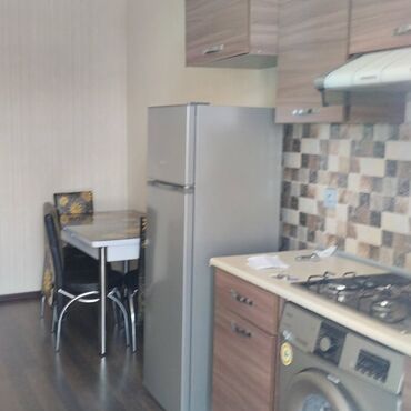 дуплекс квартира: Kirayə üçün studio tipli mənzil.Gəncədə GDU min 2 ci korpusuna