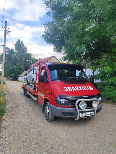 услуга зарядка аккумулятора автомобиля с выездом: С лебедкой, С ломаной платформой