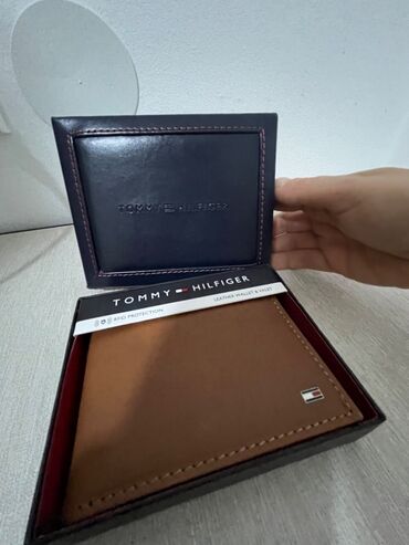 Novčanici: Muški novčanik, Tommy Hilfiger, Materijal: Koža — 8